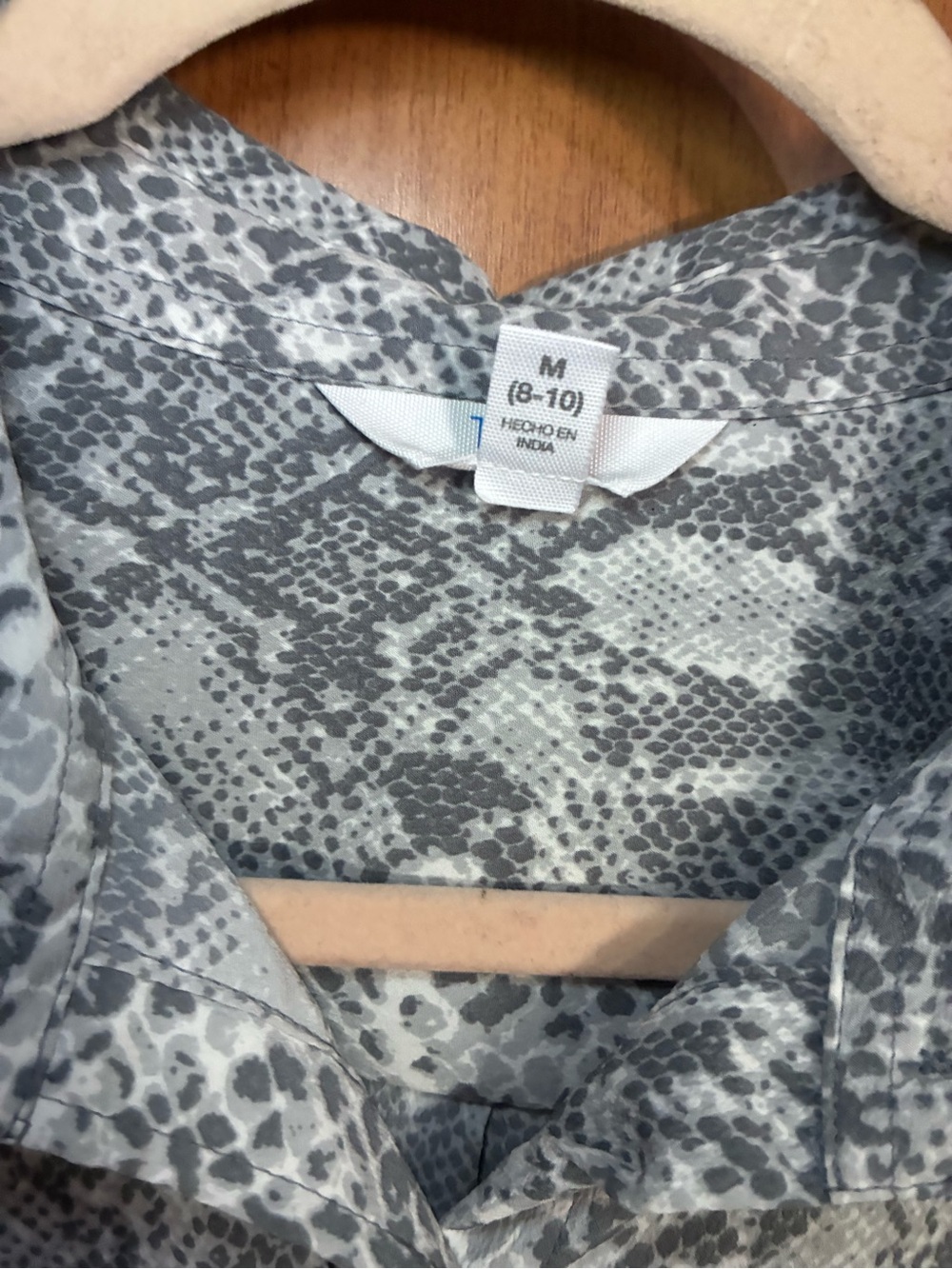 Snake Print Button-Up Shirt in Light Gray - Picture 2 of 3